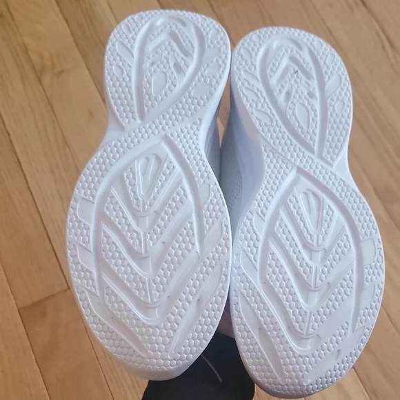 White Athletic Sneakers - Picture 4 of 4